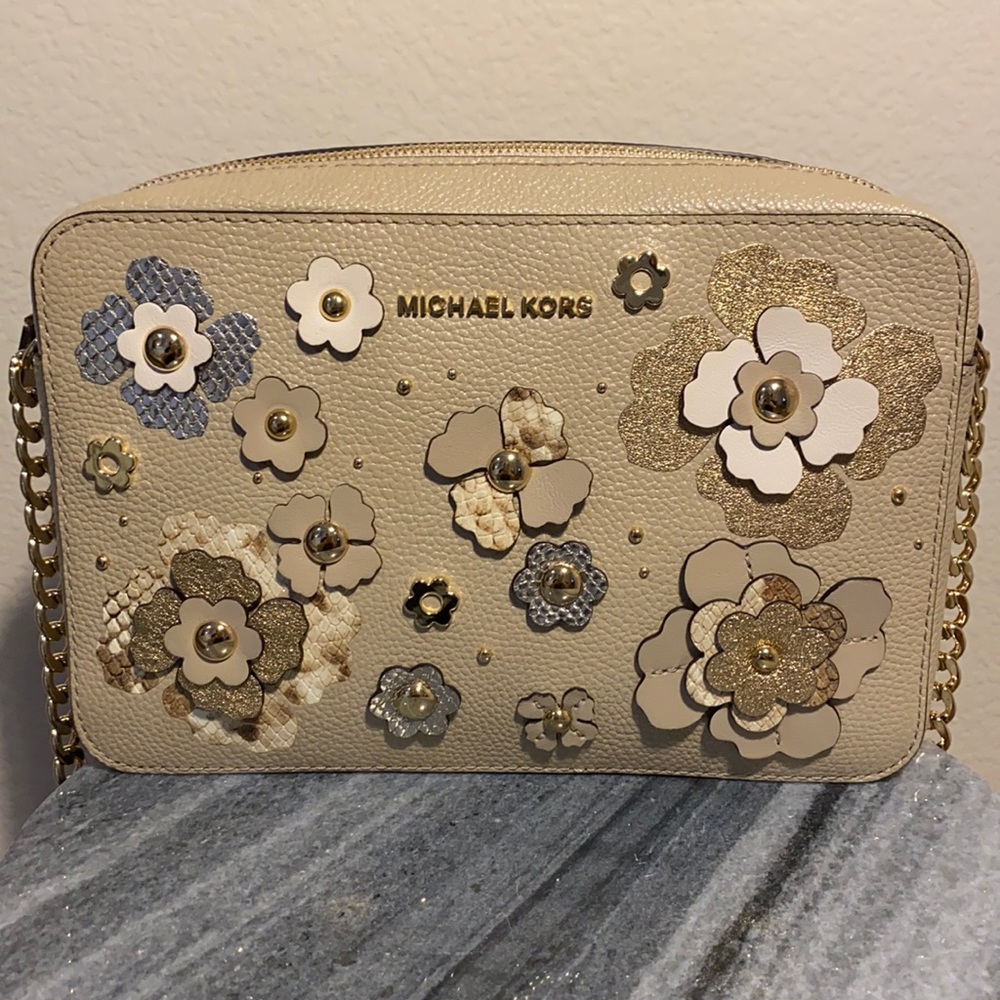 Michael Kors Gold crossbody purse
